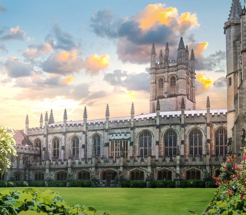 Guided tour of Oxford & the university