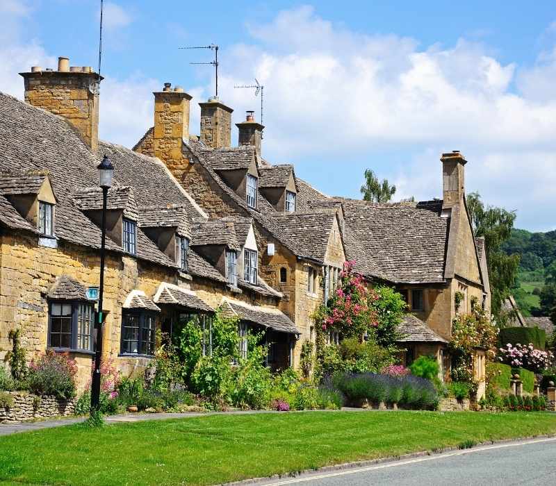 Historic stone cottages in Broadway, Cotswolds