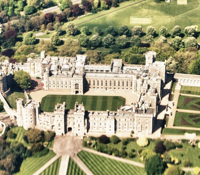 Tour of Bath with Windsor Castle & Stonehenge